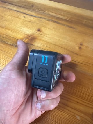 GoPro 11 Black Edition Schermo Rotto