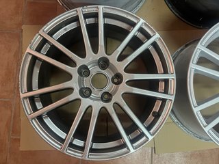 Llantas Enkei 18 Subaru STI Originales
