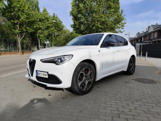 Alfa Romeo Stelvio 2.0 Turbo Q4 gasolina