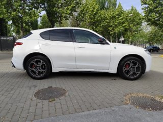 Alfa Romeo Stelvio 2.0 Turbo Q4 gasolina