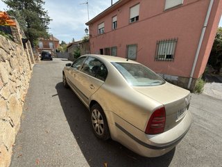 Skoda Superb 2005