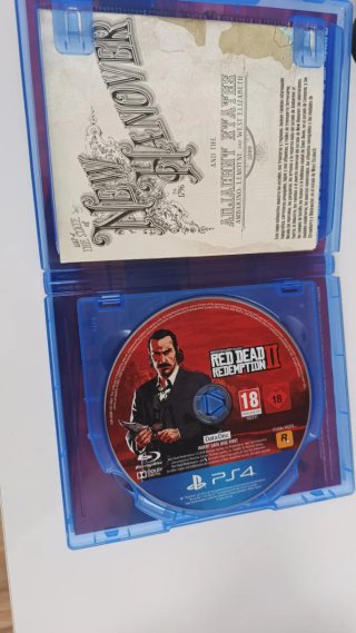 PS4 (PlayStation 4) Negra + juegos