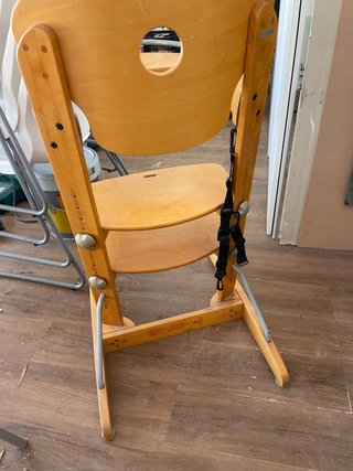 Trona de madera para  niños