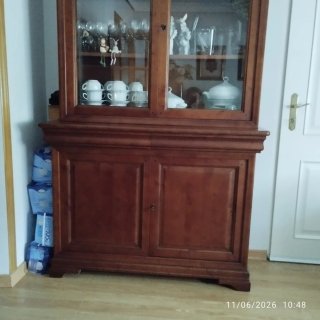 Mueble de salón madera y cristal