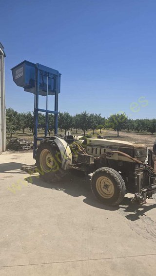 CARGADOR AGRÍCOLA ELEVADOR UNIVERSAL