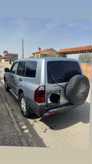 Mitsubishi Montero 2005
