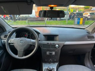 Opel Astra 2007