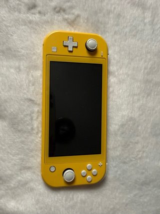 Nintendo Switch Lite Amarillo
