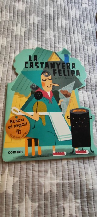 Cuatro libros en catalán menos uno.