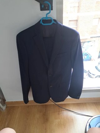 Traje azul marino juvenil talla M