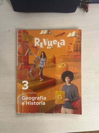 Geografía e Historia, 3 secundaria. Revuela