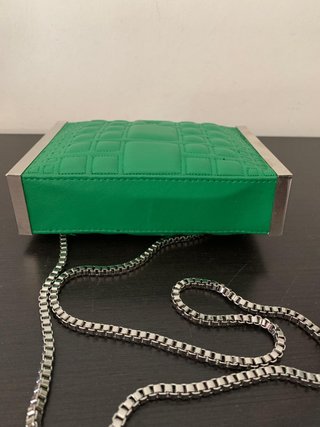 Bolso Purificación García bandolera caja verde