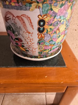 Macetero de cerámica multicolor Usado