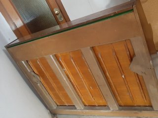 Piano antiguo de madera