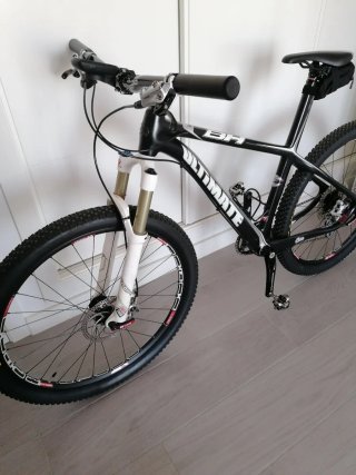 Bicicleta BH Ultimate Carbono