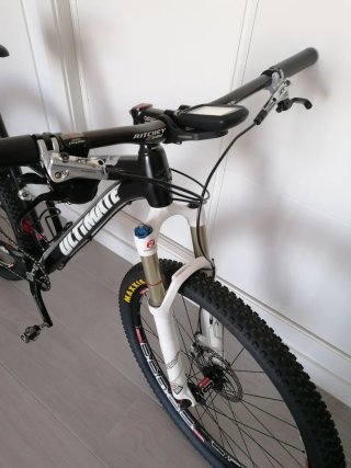 Bicicleta BH Ultimate Carbono