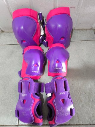 Patines infantiles Oxelo rosas y morados