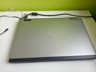 Dell Vostro 3750 Portátil Negro