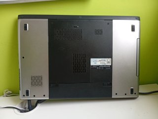 Dell Vostro 3750 Portátil Negro