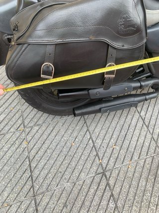 Alforjas de cuero custom para moto
