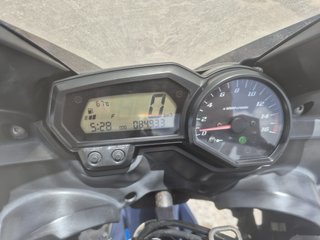 Yamaha FZS 600 Fazer Negra/Azul