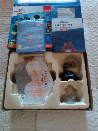 PS Vita Disney Infinity 2.0 Marvel Starter Pack