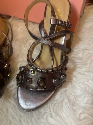 Sandalias Alma en Pena Plataforma Tachuelas
