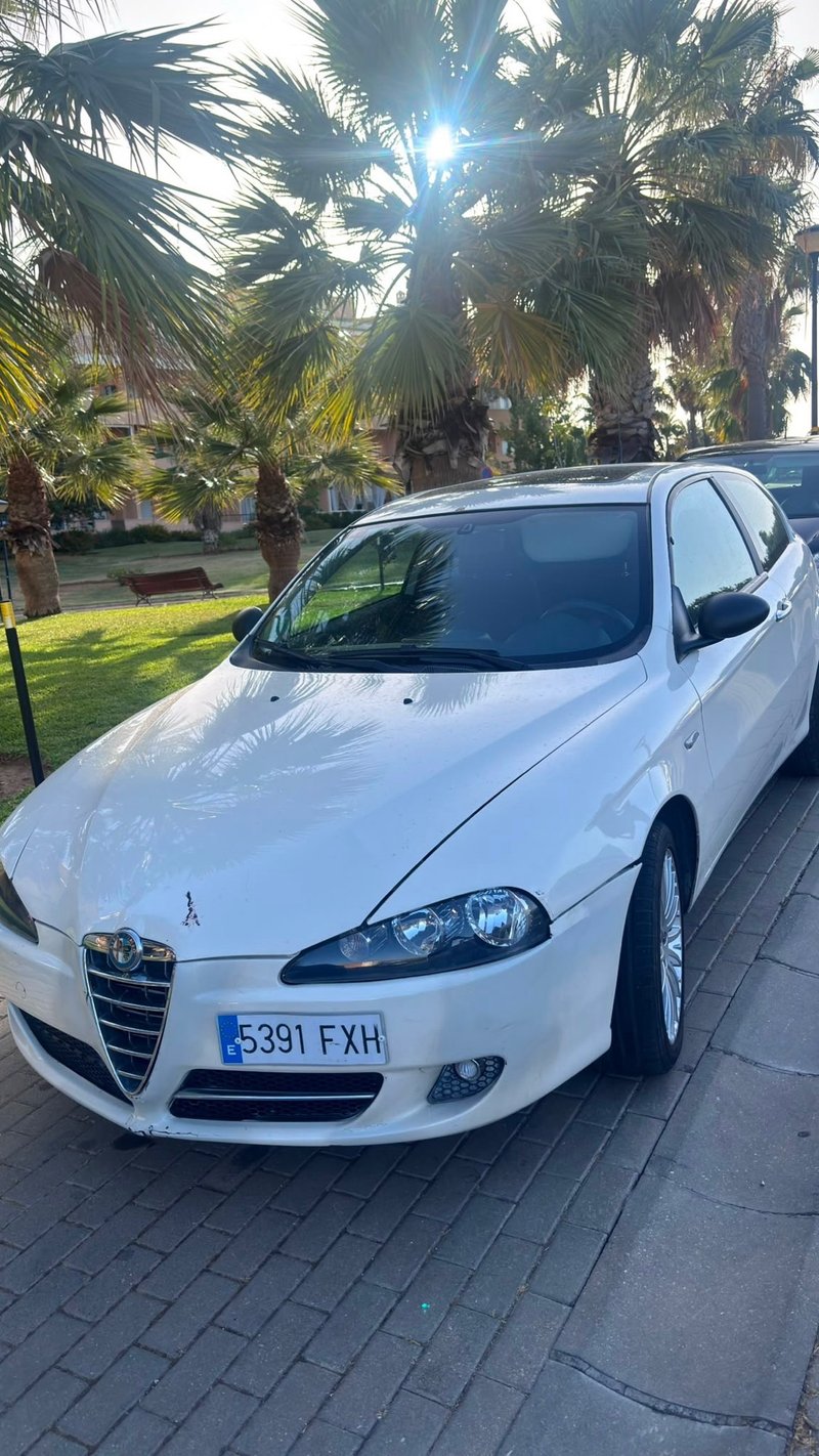 Alfa Romeo 147 2007 - foto 1