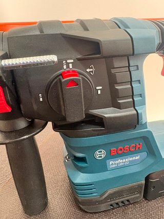 Alquiler Taladro hormigon a batería Bosch 1.9J