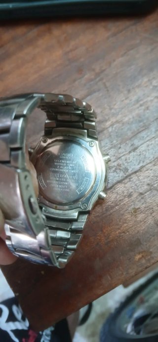 Reloj Casio Plata y Blanco