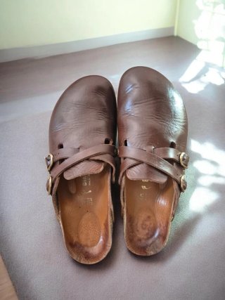 Zuecos Birkenstock Piel Marrón Talla 40