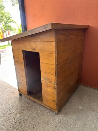 Casetta per cani grandi con tetto smontabile