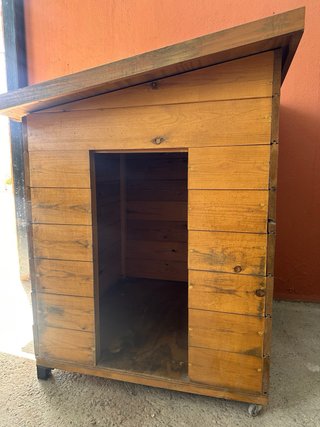 Casetta per cani grandi con tetto smontabile