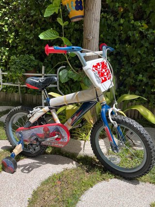 A estrenar / nueva Bicicleta Spiderman 14”