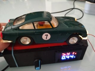 Scalextric Triang Aston Martin DB4 GT Verde