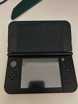 Nintendo 3DS XL Sol y Luna Edición Especial