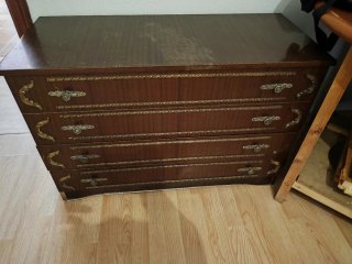 Cómoda y 2 mesitas de noche madera