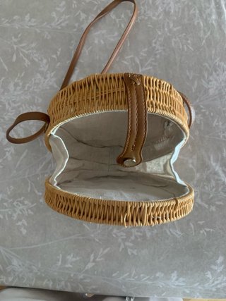 Bolso redondo mimbre Zara