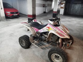 Suzuki LTZ 400