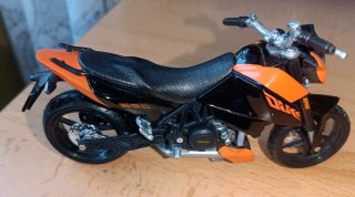 Maisto Moto Escala 1:36
