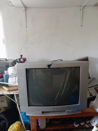 Televisor Sanyo Gris Grande