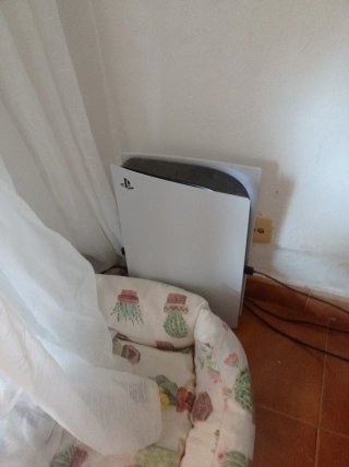 PlayStation 5 + 2 Mandos DualSense
