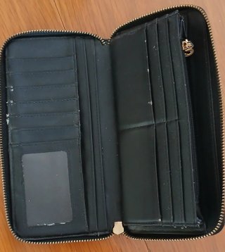 Monedero Desigual Negro Mariposa