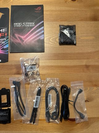 Placa Base Asus ROG STRIX Z390-F + Intel Core I7