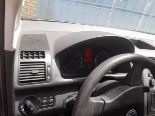 Volkswagen Touran 2009