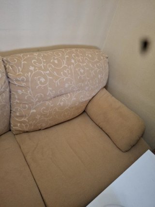 Sofá beige de tela