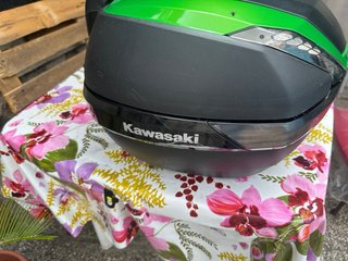 Piastra e bauletto Kawasaki Versys 650 2024
