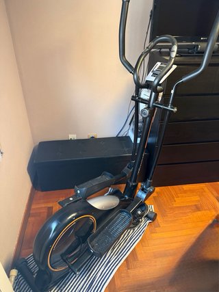 Bicicleta Elíptica EVO C1000 BH