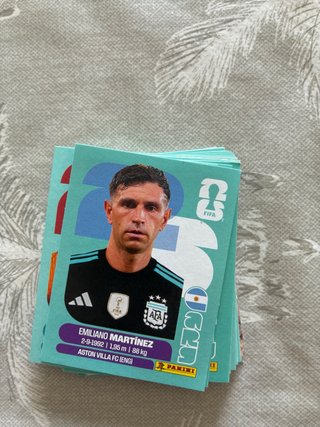 Cromos Panini Mundial 2026. Mas de 400 cromos.