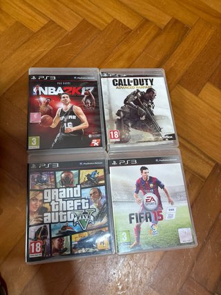 PS3 Super Slim 500GB + 2 Controller (caricatore) + Giochi